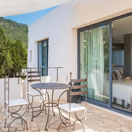 Majestic With Private Pool Villa *