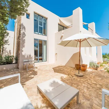 Majestic With Private Pool * Es Cubells