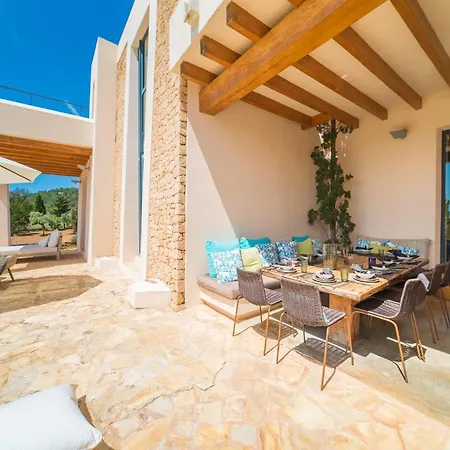Majestic With Private Pool Villa