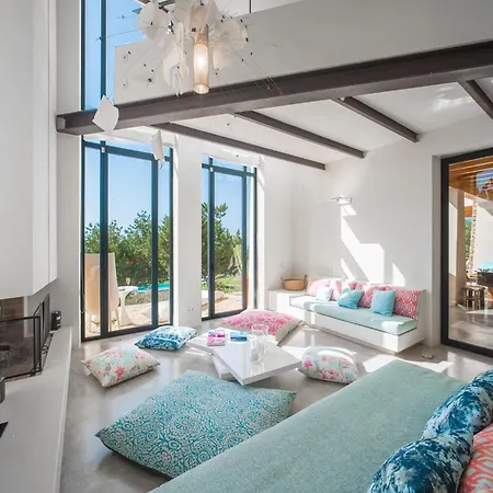 Majestic With Private Pool Villa
